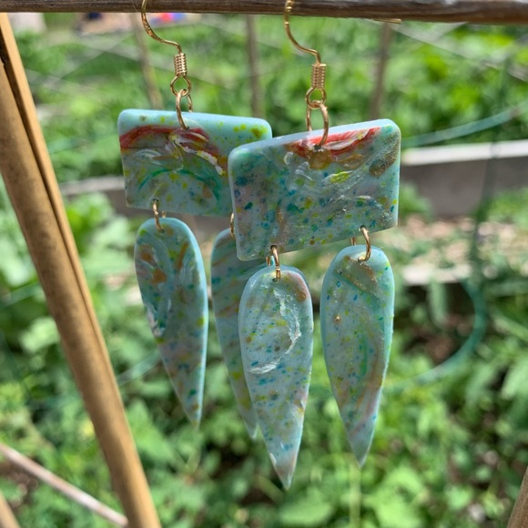 Hand painted dangles - Picture 5 of 6